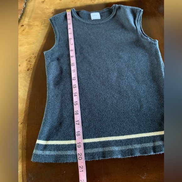 Laurie B. Shades of‎ Gray Striped Cardigan Set - Picture 5 of 14